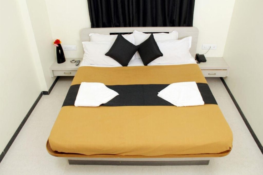 Room image 5